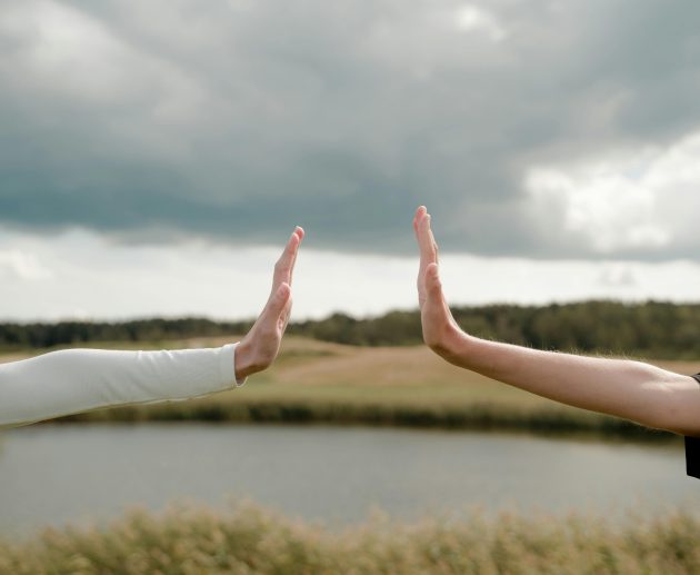 Couple having a calm conversation — how to set healthy boundaries in a relationship